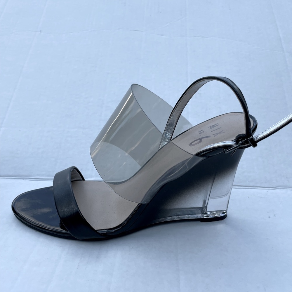 SALE on trend wedge